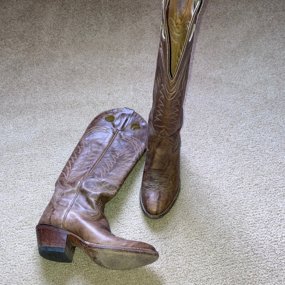 Alberta Boot Company Cowboy Boots - Picture 2 of 11